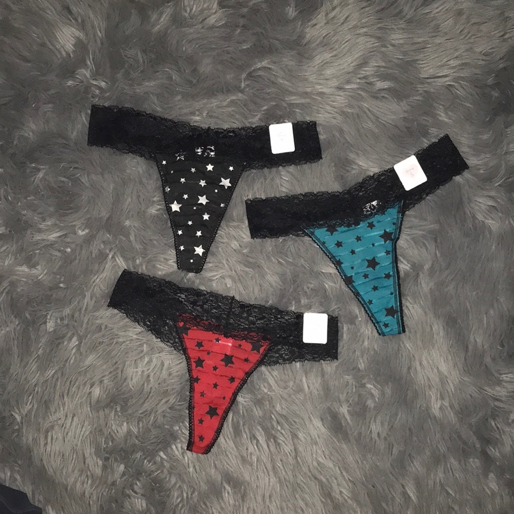 3 lacy thongs